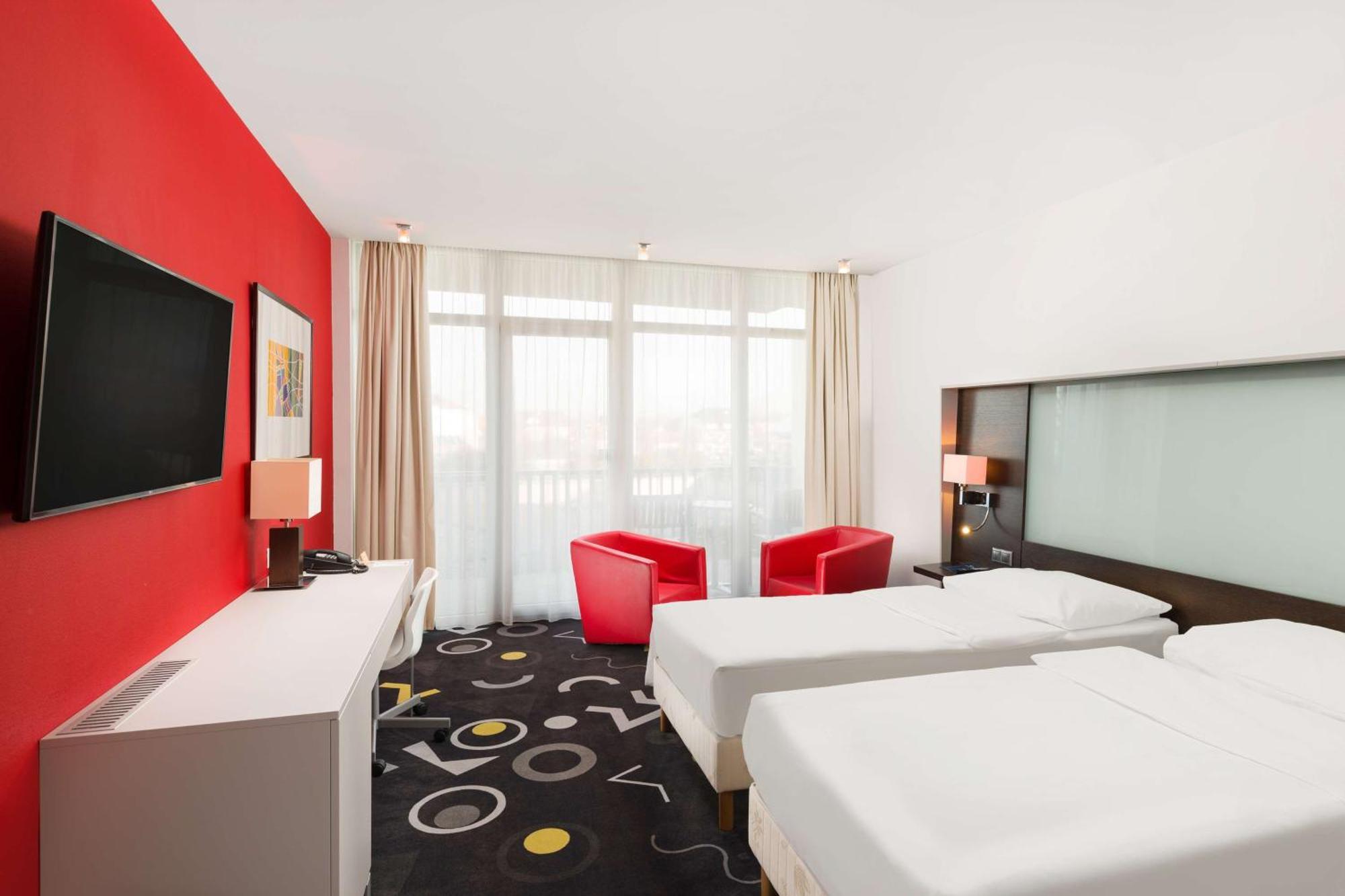 Park Inn By Radisson Sarvar Resort & Spa Exterior photo